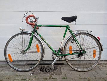 Vintage Gerestaureerde Peugeot beschikbaar voor biedingen