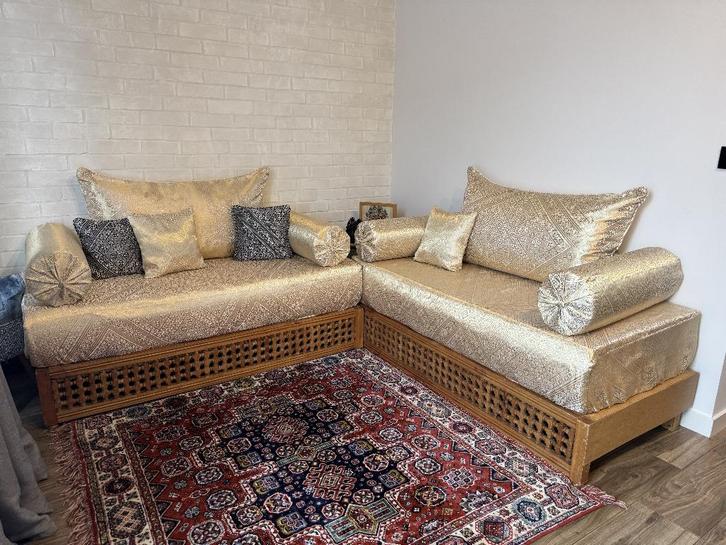 Compleet en modern Marokkaans salon in uitstekende staat, Huis en Inrichting, Zetels | Complete zithoeken, Zo goed als nieuw, Hout