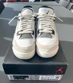 Air jordan 4 military black maat 40, Ophalen of Verzenden, Zo goed als nieuw