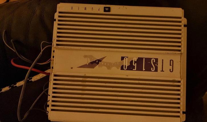 Sterke JBL GTS150 2/1 channel AUTO versterker, Auto diversen, Autospeakers, Ophalen of Verzenden