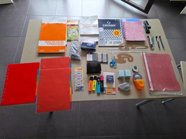 schoolbenodigdheden, Diversen, Schoolbenodigdheden, Nieuw, Ophalen