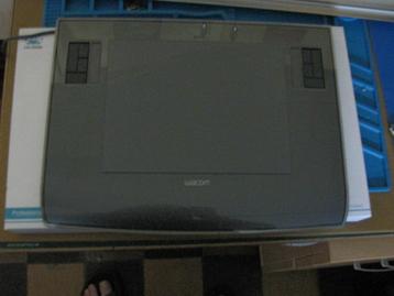 tablette graphique Wacom, Enlèvement ou Envoi, Reconditionné, Multi-touch, Filaire