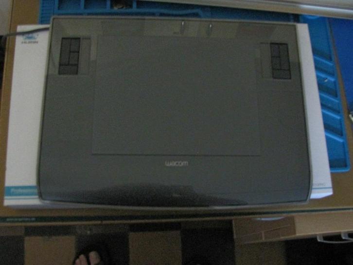tablette graphique Wacom, Computers en Software, Tekentablets, Refurbished, Bedraad, Multi-touch, Ophalen of Verzenden