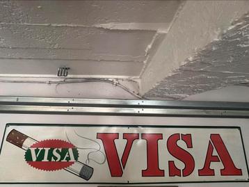 Visa-reclameplaat beschikbaar voor biedingen