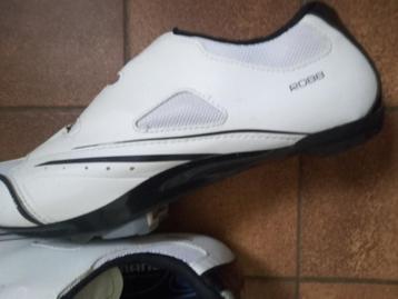 Koersschoenen beschikbaar voor biedingen