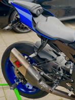 Echappement akrapovic, Enlèvement