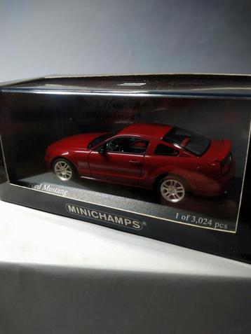 Ford Mustang GT - Minichamps - 1 43è