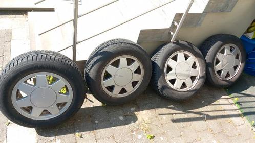 4 Kleber 185/65/R14-banden op Golf 3-velgen, Auto-onderdelen, Banden en Velgen, Banden en Velgen, 14 inch, 185 mm, Gebruikt, Ophalen