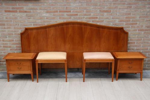 Klassieke slaapkamer, Huis en Inrichting, Slaapkamer | Complete slaapkamers, Zo goed als nieuw, Ophalen