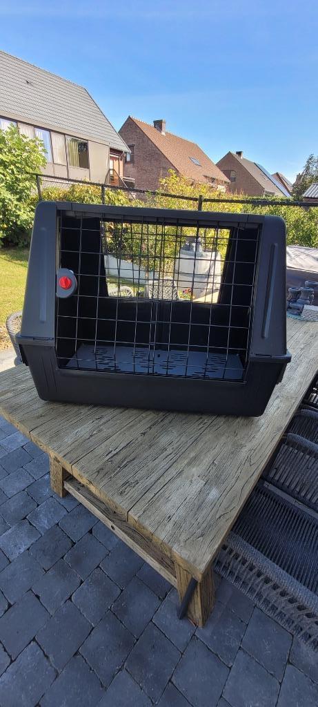 Autobench in uitstekende staat! Zgan !!!, Dieren en Toebehoren, Transportboxen, Zo goed als nieuw, Ophalen