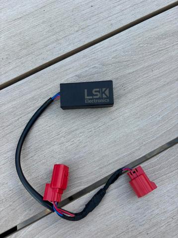 Tenere 700 lsk dongle beschikbaar voor biedingen
