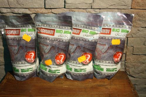 4 x zakjes 3200 ballen (BBs) biologisch wit 0,25 g Kalash.., Sport en Fitness, Schietsport-accessoires, Nieuw, Ophalen of Verzenden