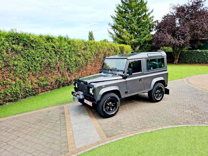 Unieke Defender 90 DPF Station Wagon Gerestaureerd !, Auto's, Land Rover, Particulier, 4x4, ABS, Airconditioning, Alarm, Centrale vergrendeling