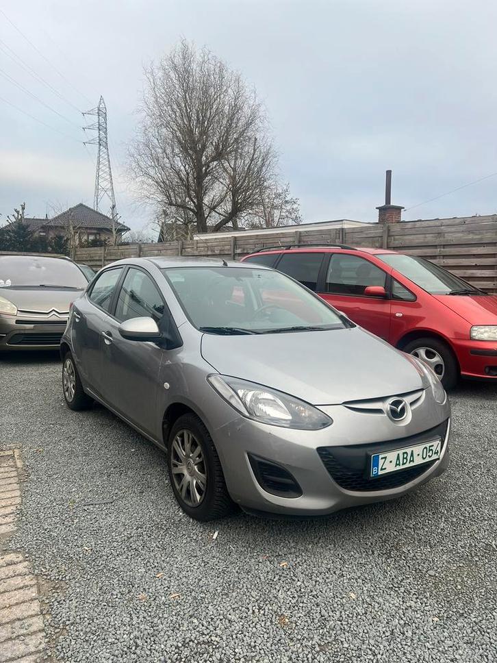 Mazda 2 Automatic 2012 1.5 essence 80 000 km Garantie, Autos, Mazda, Entreprise, Achat, Essence, Euro 5, Hatchback, 5 portes, Automatique