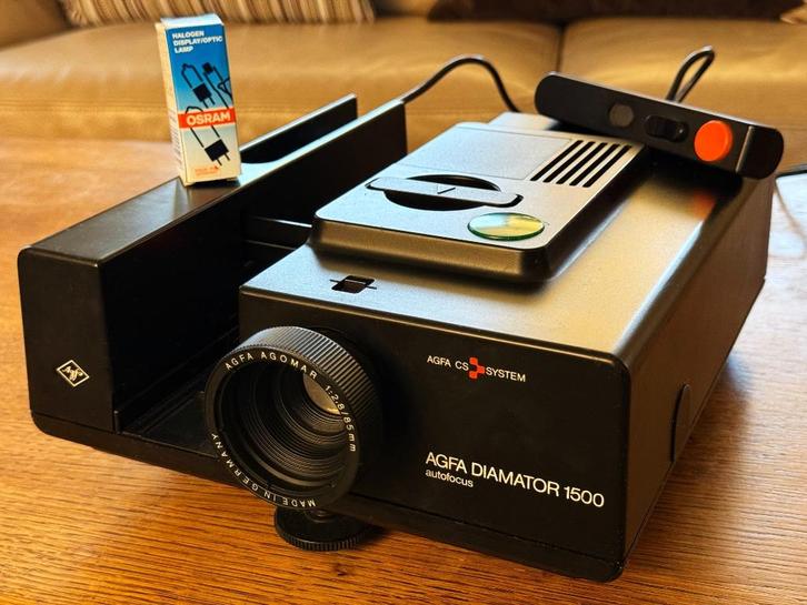 Agfa Diamator diaprojector met autofocus, Audio, Tv en Foto, Diaprojectoren, Zo goed als nieuw, Ophalen of Verzenden