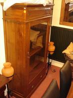 VITRINEKAST - MASSIEFHOUTEN 1-DEURS KAST -50% - Flamant, Antiek en Kunst, Ophalen
