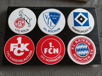 10 stickers Duitse voetbalploegen.