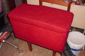 speelgoedkoffer beschikbaar voor biedingen