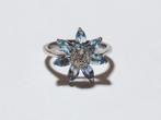 Sterling zilveren ring 925 met lichtblauwe zirkonia bloem, Bijoux, Sacs & Beauté, Bagues, Comme neuf, Bleu, Argent, Femme