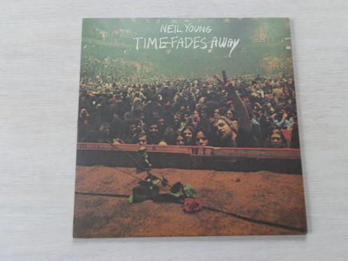 Neil Young – Time Fades Away  lp, CD & DVD, Vinyles | Rock, Comme neuf, Autres genres, 12 pouces, Enlèvement ou Envoi