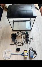 Aquarium 25 L met toebehoren, Ophalen, Zo goed als nieuw