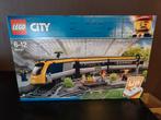 Lego City 60197 Passagierstrein, Kinderen en Baby's, Speelgoed | Duplo en Lego, Nieuw, Complete set, Ophalen of Verzenden, Lego