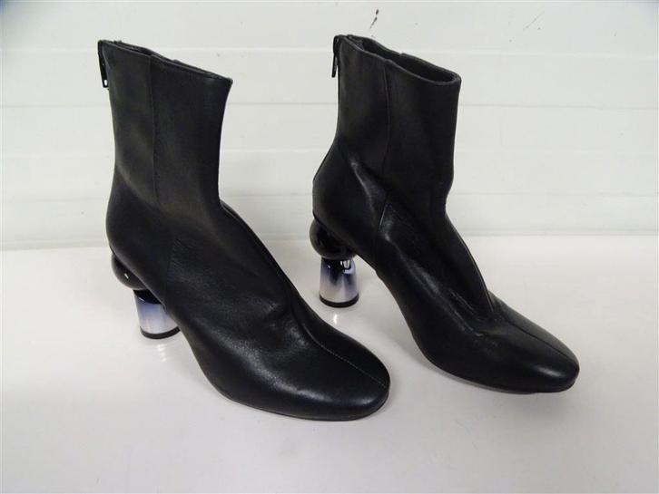 A6707. Roberto Botella Sculptuur Hakken Maat 37, Kleding | Dames, Schoenen, Gedragen, Ophalen of Verzenden