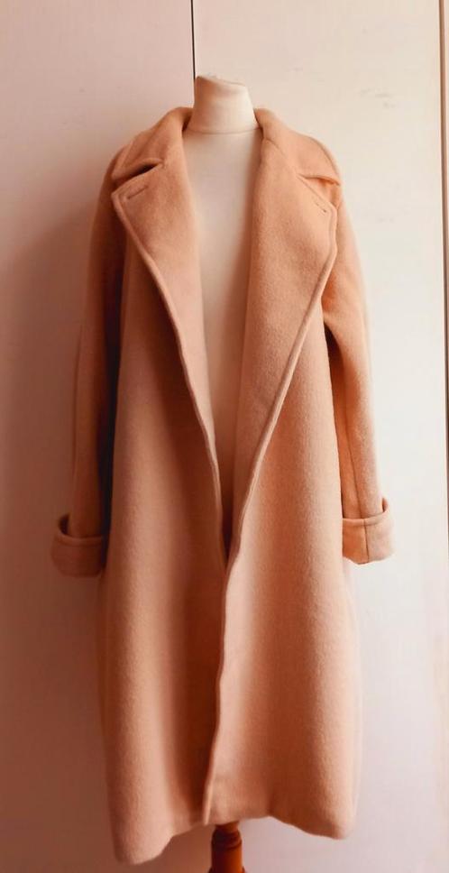 Max Mara mantel maat 40/42, Kleding | Dames, Jassen | Winter, Zo goed als nieuw, Maat 38/40 (M), Beige, Ophalen of Verzenden