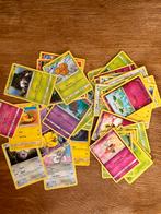 40 vintage Pokémon kaarten sets 2015-2019, Ophalen, Zo goed als nieuw