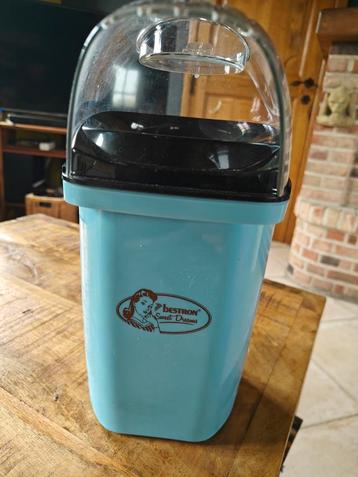 Popcorn, suikerspin en baby cake machines beschikbaar voor biedingen