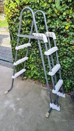 Trapje voor zwembad, Ophalen, Zo goed als nieuw, Ladder
