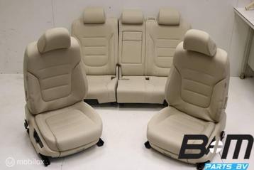 Vol leder beige Interieur VW Touareg 7P 15.385km 2016 beschikbaar voor biedingen