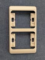 Niko 2762 - Twofold face plate / Tweevoudige afdekplaat, Ophalen, Gebruikt, Overige typen