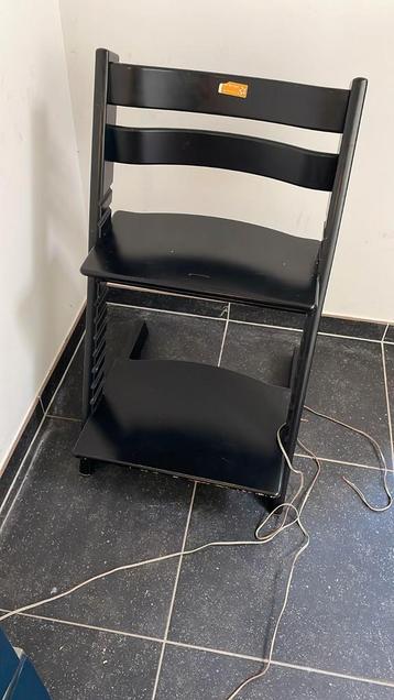 Stokke Tripp Trapp is een verstelbare kinderstoel  beschikbaar voor biedingen