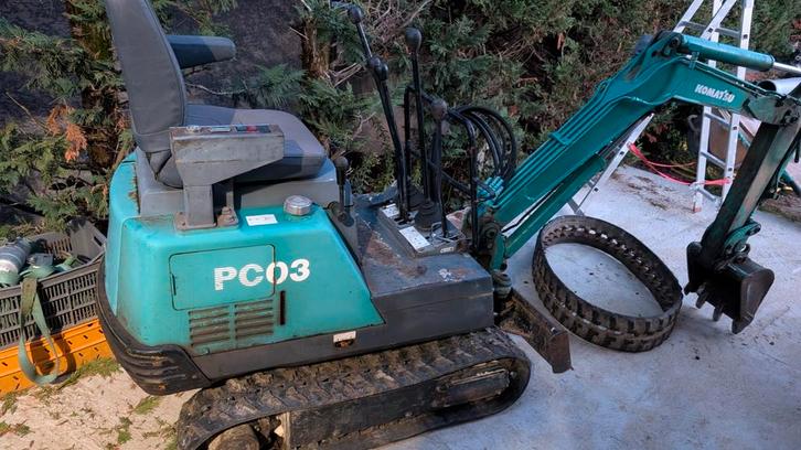 Mini pelle Komatsu pc03-1, Articles professionnels, Machines & Construction | Grues & Excavatrices
