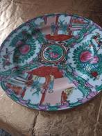 Assiette chinoise vert rouge rose croyant, Antiquités & Art, Antiquités | Plateaux, Enlèvement