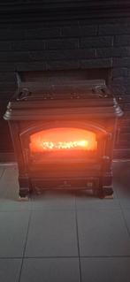 Poêle à Charbon et à Bois  de la marque SURDIAC, Bricolage & Construction, Enlèvement, Utilisé, Moins de 200 watts, Poêle