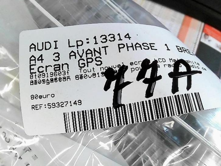 Écran GPS Audi A4 III  8T0919603F LP/13314 (77A), Autos : Pièces & Accessoires, Tableau de bord & Interrupteurs, Audi, Utilisé