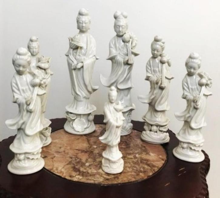 Set wit porseleinen beelden van Guanyin, Antiek en Kunst, Kunst | Beelden en Houtsnijwerken, Ophalen of Verzenden