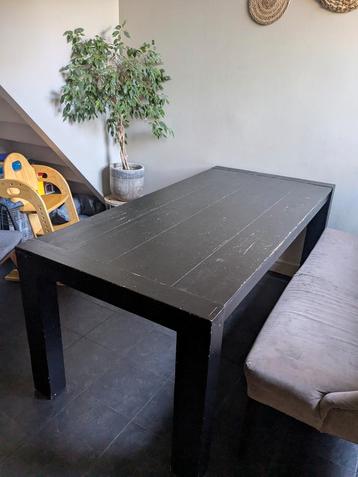 Eettafel ( uitschuifbaar) beschikbaar voor biedingen