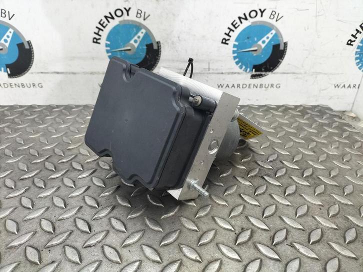 RENAULT CLIO MK5 B7 TECHNO [ABS_PUMP_MODULATOR] 476608195R 2, Autos : Pièces & Accessoires, Électronique & Câbles, Utilisé, ARN reconnu