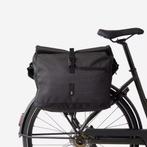 Fietstas nieuwstaat, reflecterend, 20 liter, Fietsen en Brommers, Fietsaccessoires | Fietstassen, Ophalen, Zo goed als nieuw, Decatlon