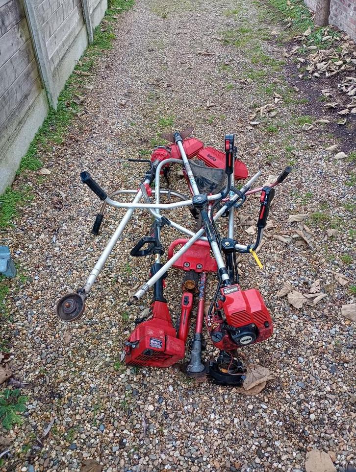 Inruil/opkoop en reparatie van defecte en oude(tuin)machines, Doe-het-zelf en Bouw, Gereedschap | Machine-onderdelen en Toebehoren