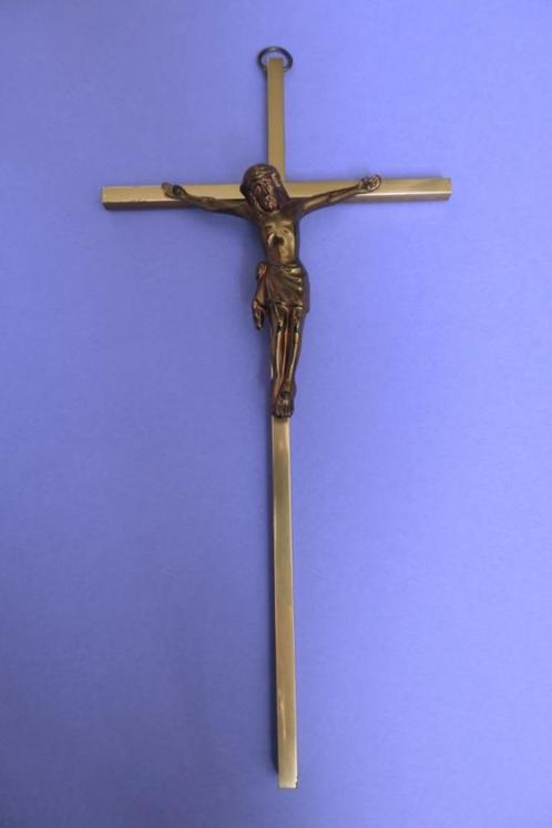 Crucifix en laiton - 25 cm - Christ en croix, Antiquités & Art, Antiquités | Objets religieux, Envoi