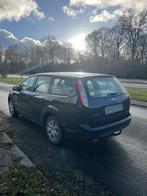 Ford Focus 1.6 Essence pret à immatriculer, Focus, Achat, Entreprise, Boîte manuelle