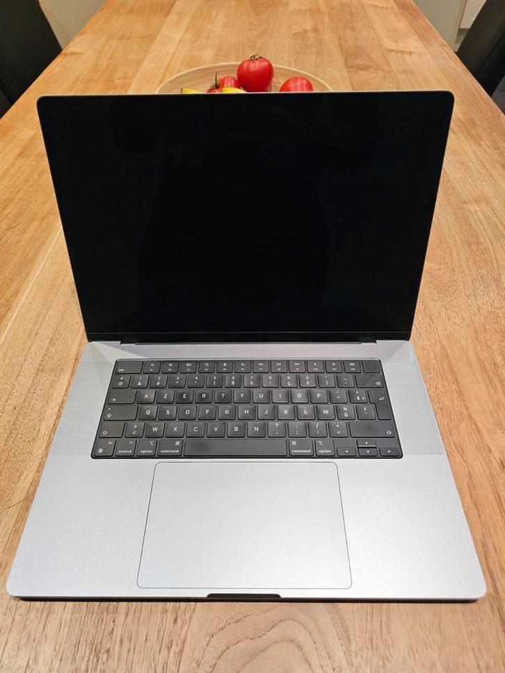 Macbook pro 2021 16 inch lichtgrijs M1 Pro 16gb ram, 1TB, Computers en Software, Apple Macbooks, Zo goed als nieuw, MacBook, 16 inch