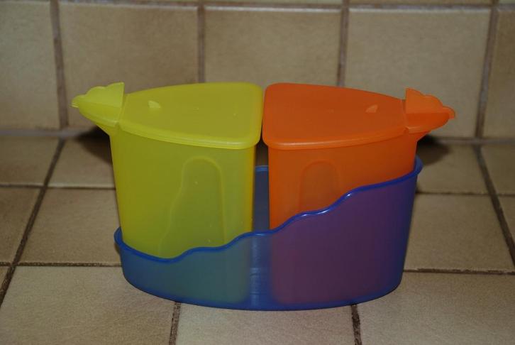 TUPPERWARE Duoschenker (melk, suiker) en houder NIEUW!!, Huis en Inrichting, Keuken | Tupperware, Nieuw, Bak of Kom, Blauw, Geel