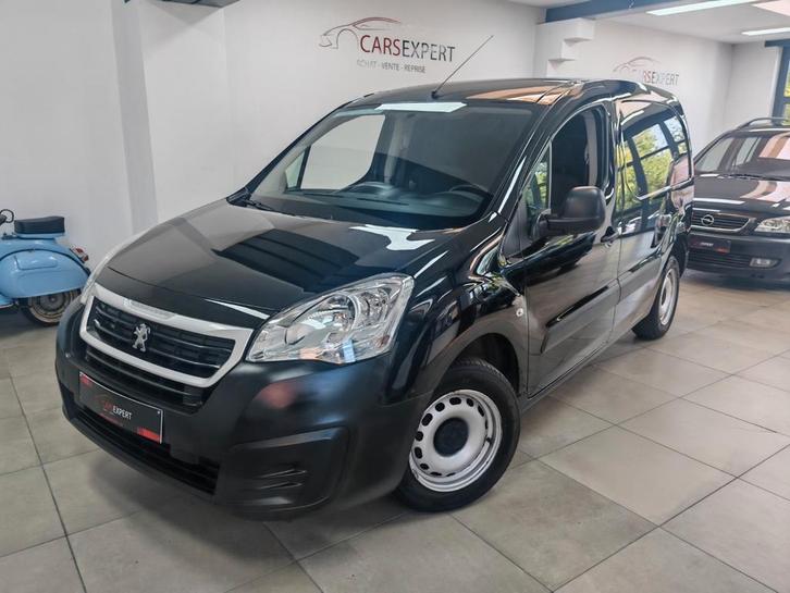 Peugeot partner 1.6 essence LPG  Airco, Auto's, Bestelwagens en Lichte vracht, Bedrijf, Te koop, Peugeot, Benzine, Euro 6, 4 deurs