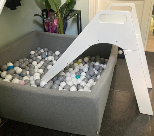 Ballenbad XXL grijze met glijbaan MISIOO, Kinderen en Baby's, Speelgoed | Babyspeelgoed, Gebruikt, Overige typen, Ophalen
