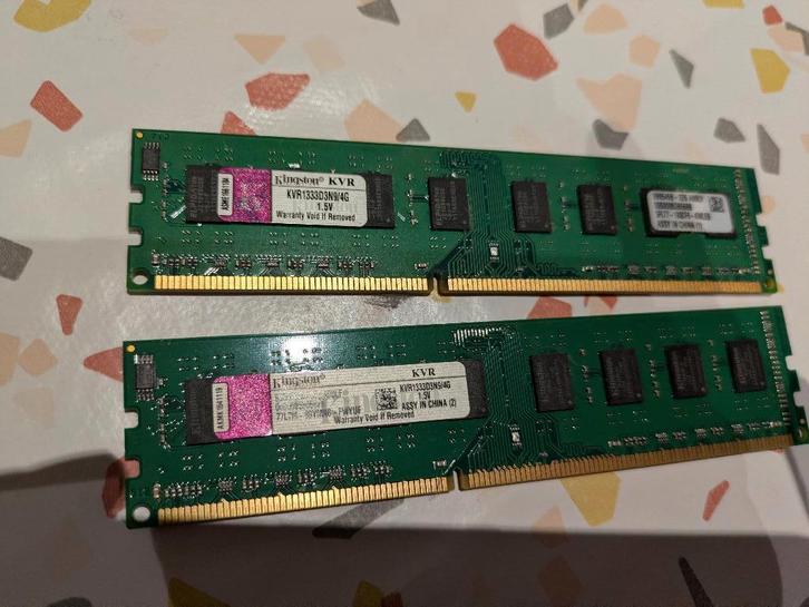 2x 4GB DDR3 Kingston ValueRAM KVR1333D3N9K2/4G, Informatique & Logiciels, Mémoire RAM, Utilisé, Desktop, 8 GB, DDR3, Enlèvement